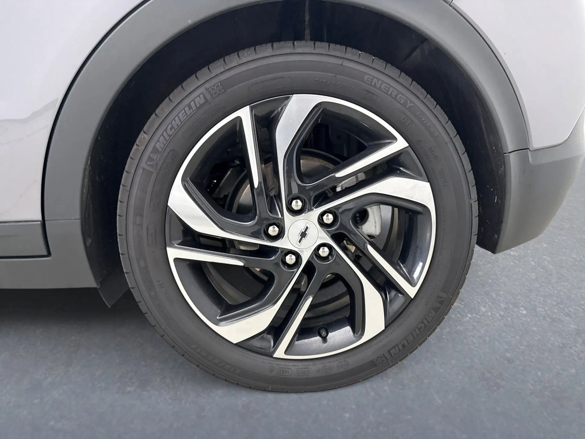 2023 Chevrolet Bolt EV 2LT photo 11