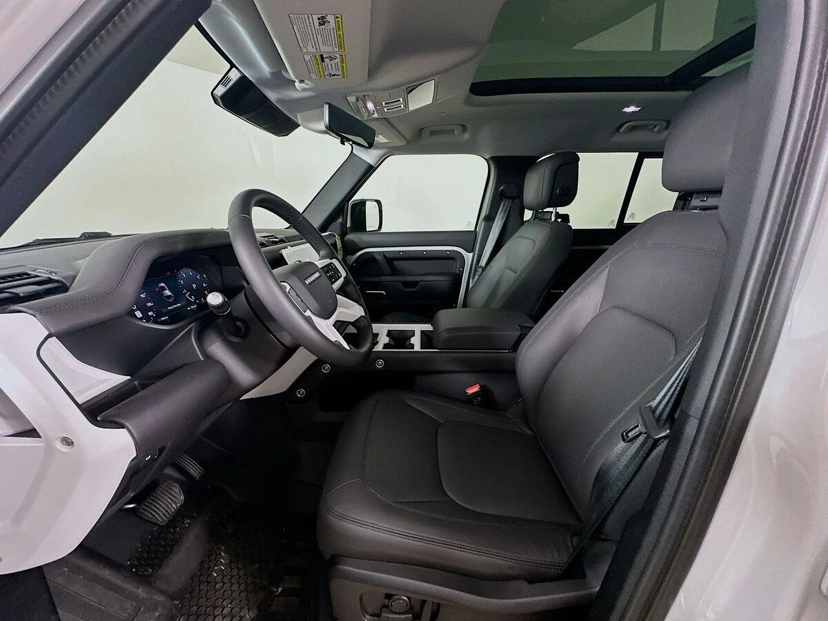 2026 Land Rover Defender S - Photo 34