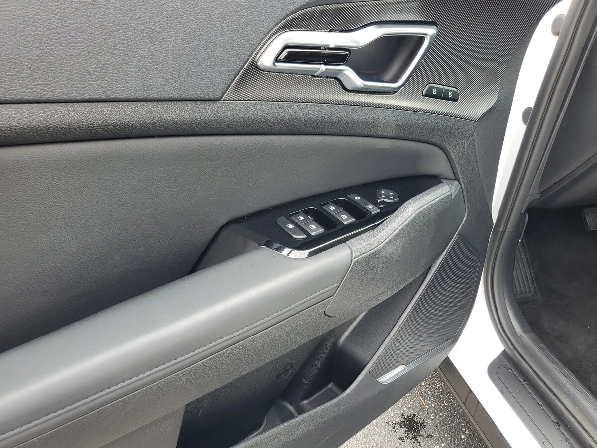 2025 Kia Sportage SX Prestige - Photo 21