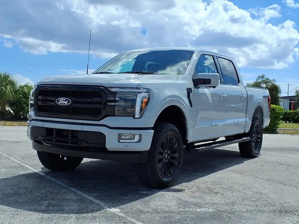 2024 Ford F-150 Lariat photo 3