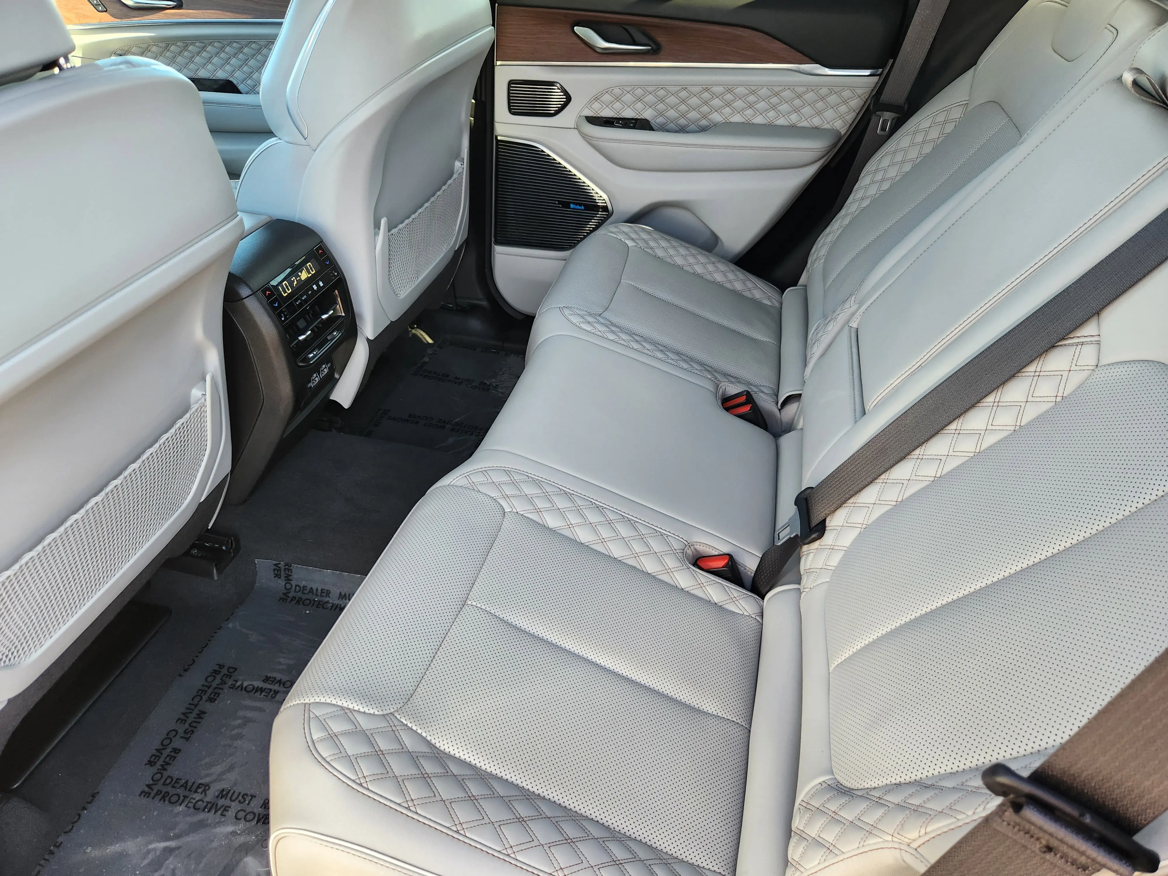 2022 Jeep Grand Cherokee Summit photo 9