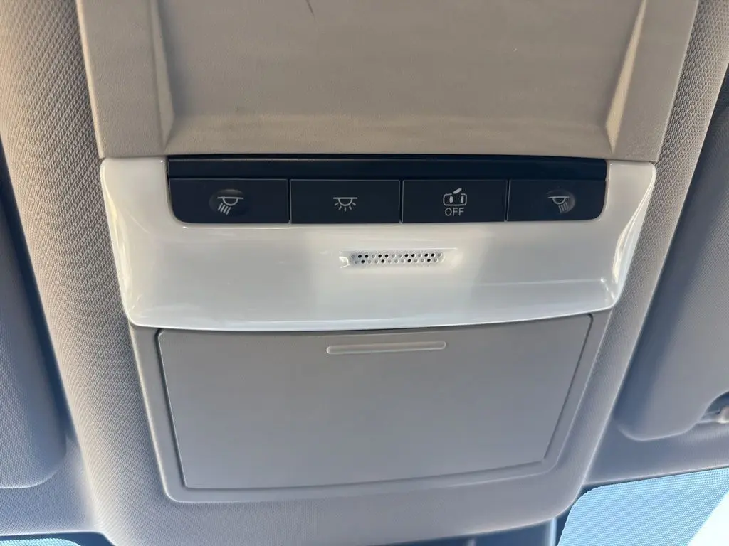 2024 Nissan Rogue S photo 38