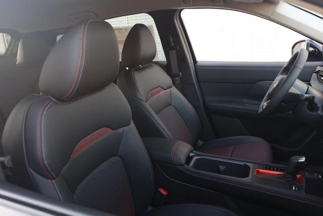 2025 Nissan Kicks SR - Photo 21