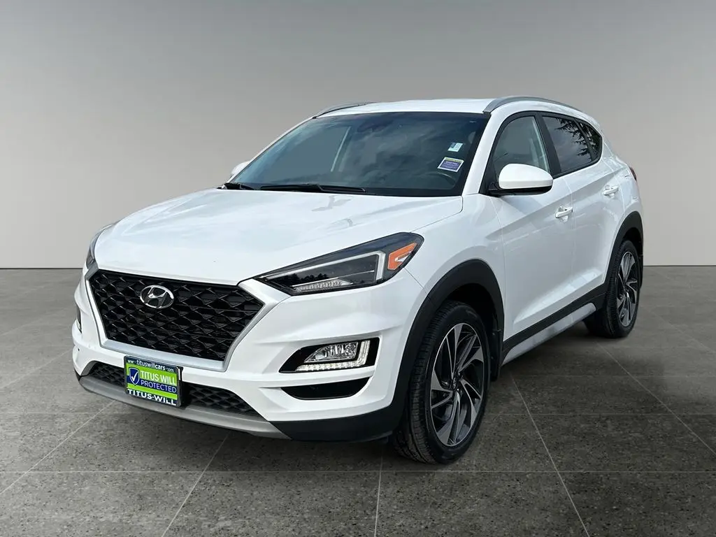 2020 Hyundai Tucson Sport photo 3