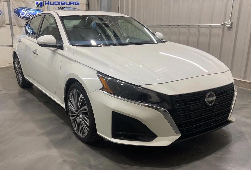 2025 Nissan Altima
