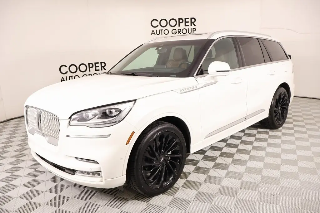 2021 Lincoln Aviator Reserve photo 2