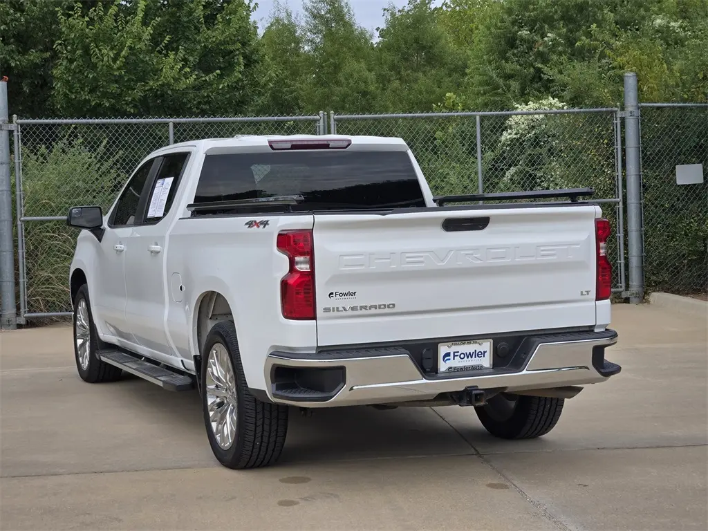 2021 Chevrolet Silverado 1500 LT photo 5