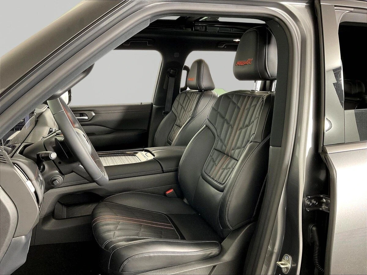 2026 Nissan Armada PRO-4X - Photo 16