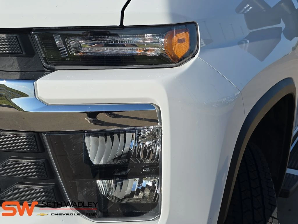 2025 Chevrolet Silverado 3500HD LT - Photo 29