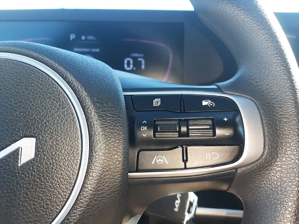 2024 Kia Sportage LX photo 14
