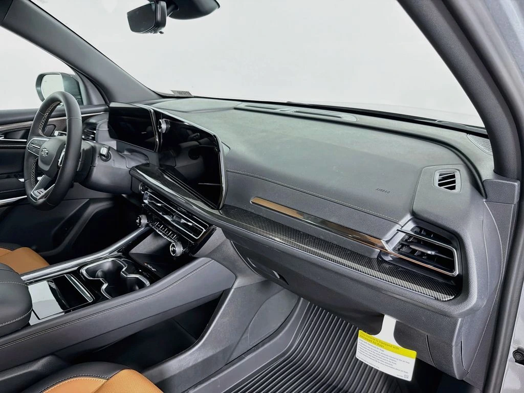 2027 Chevrolet Traverse Z71 - Photo 31