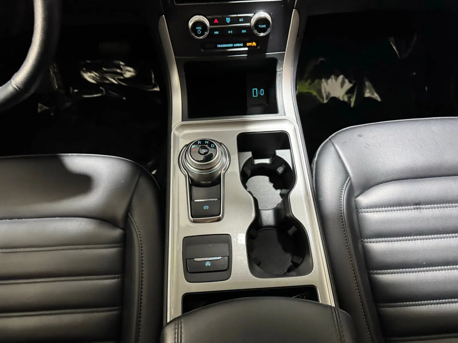 2024 Ford Edge SEL photo 16