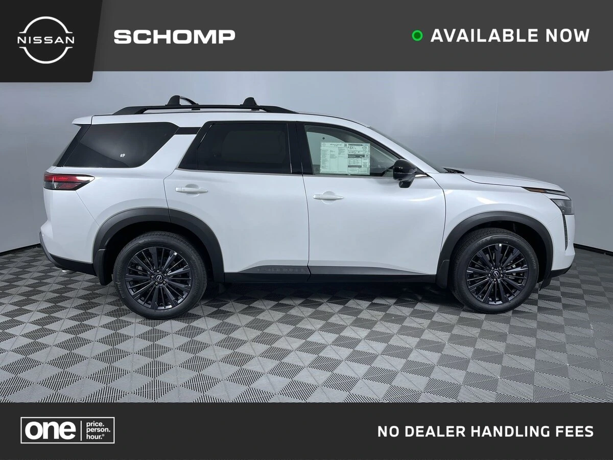 2026 Nissan Pathfinder SL 4WD's photo