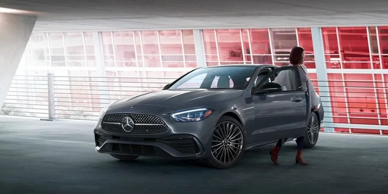 Pre-owned Mercedes-Benz C-Class Sedan