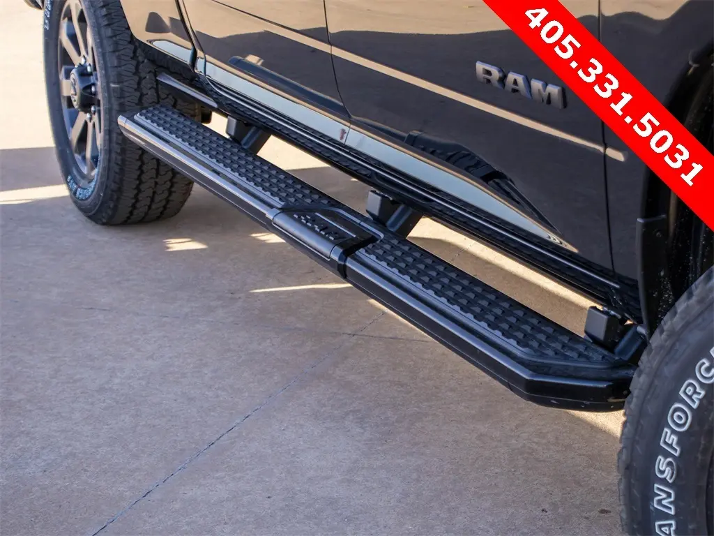 2025 Ram 2500 Big Horn photo 3