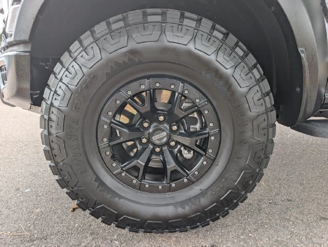 2023 Ford F-150 Raptor - Photo 7