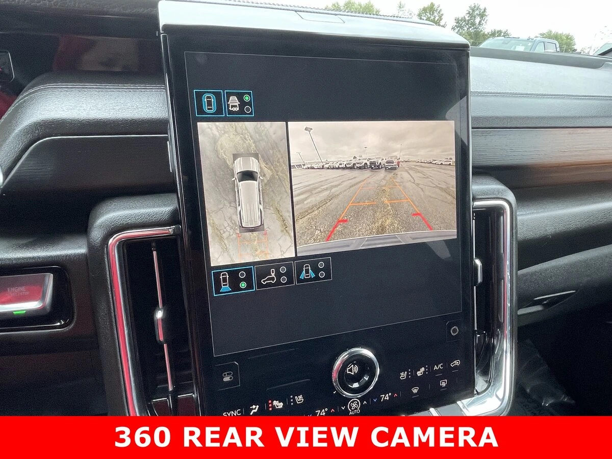 2025 GMC Yukon XL Denali - Photo 25