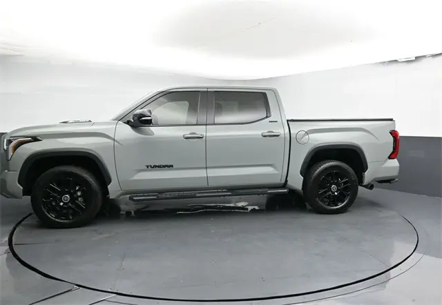 2024 Toyota Tundra Limited photo 4