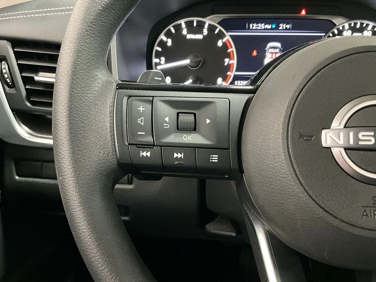 2023 Nissan Rogue SV - Photo 19