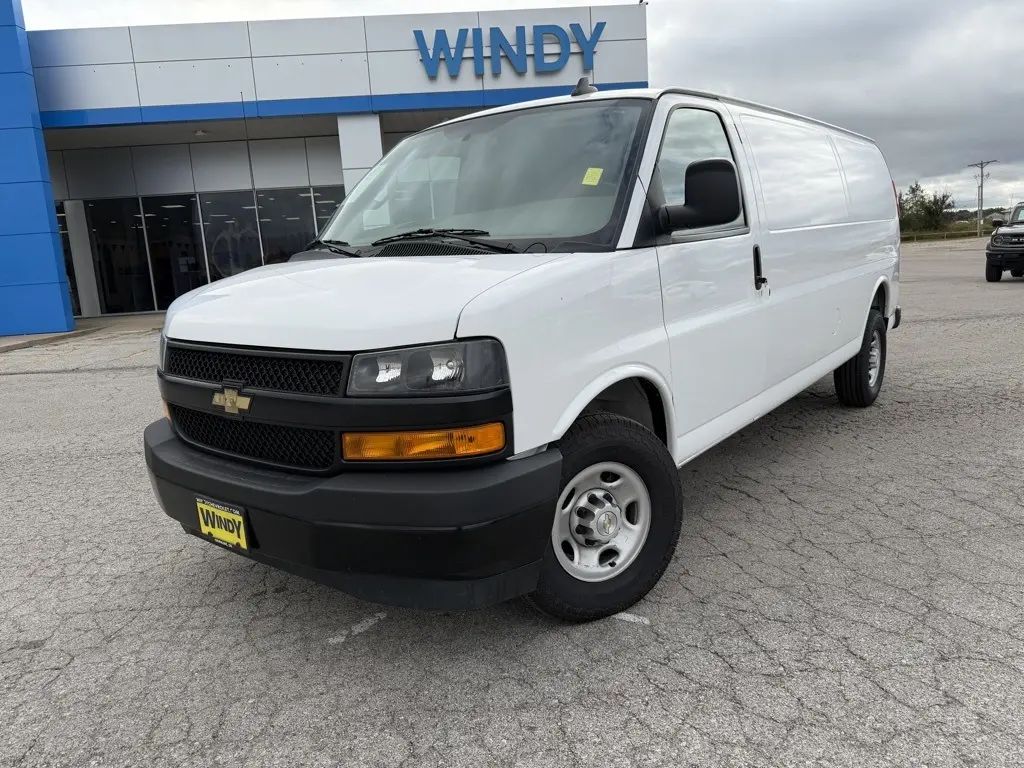 2023 Chevrolet Express Cargo