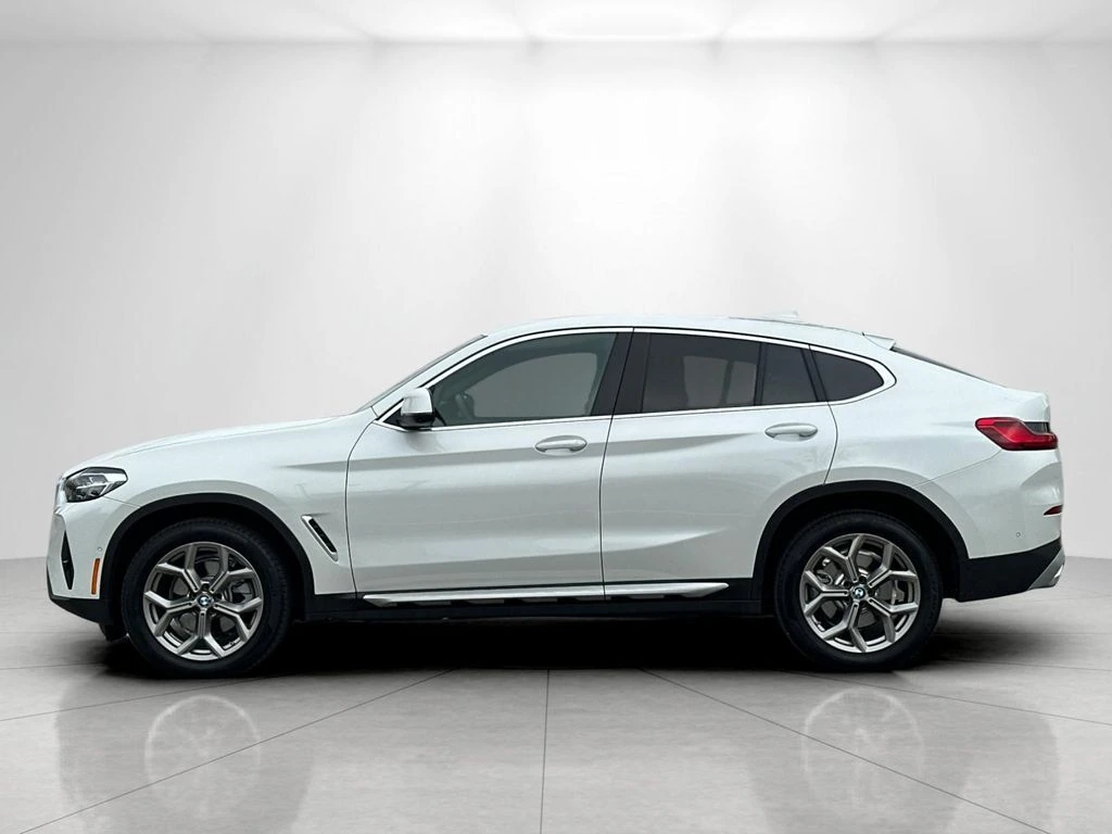 2025 BMW X4 30i - Photo 7