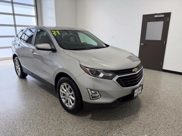 Used 2021 Chevrolet Equinox LT with VIN 2GNAXUEV7M6102931 for sale in Rochelle, IL