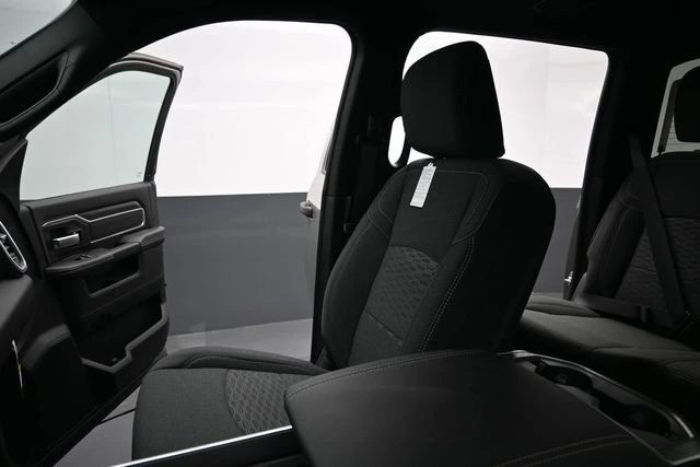 2026 RAM 3500 Big Horn - Photo 29
