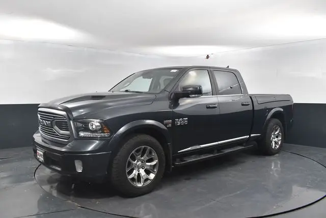 2018 Ram 1500 Limited photo 3