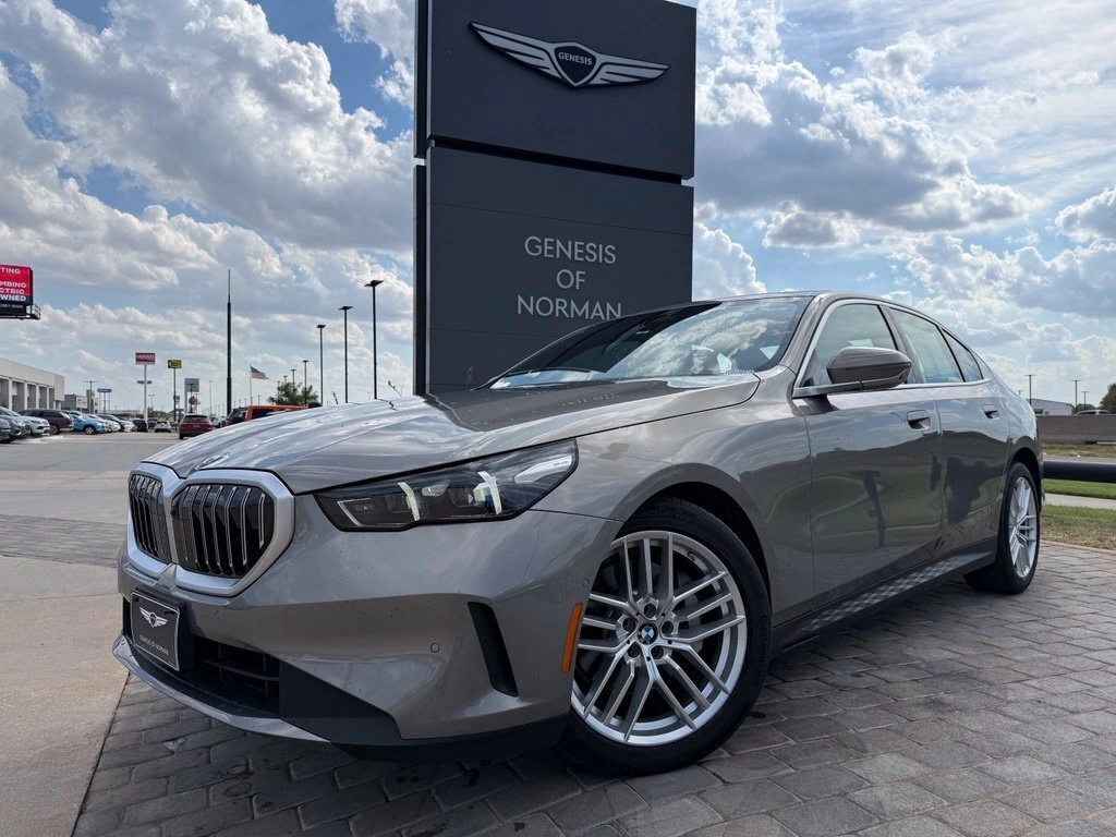 2024 BMW 5 Series 530i