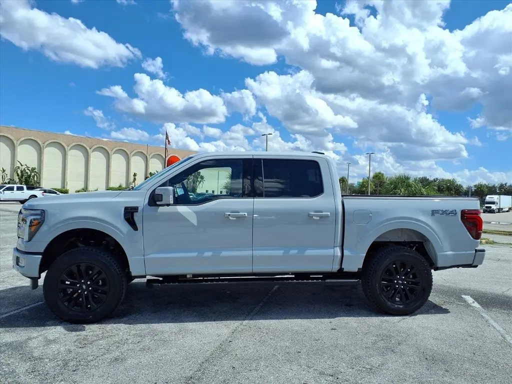 2024 Ford F-150 Lariat photo 4