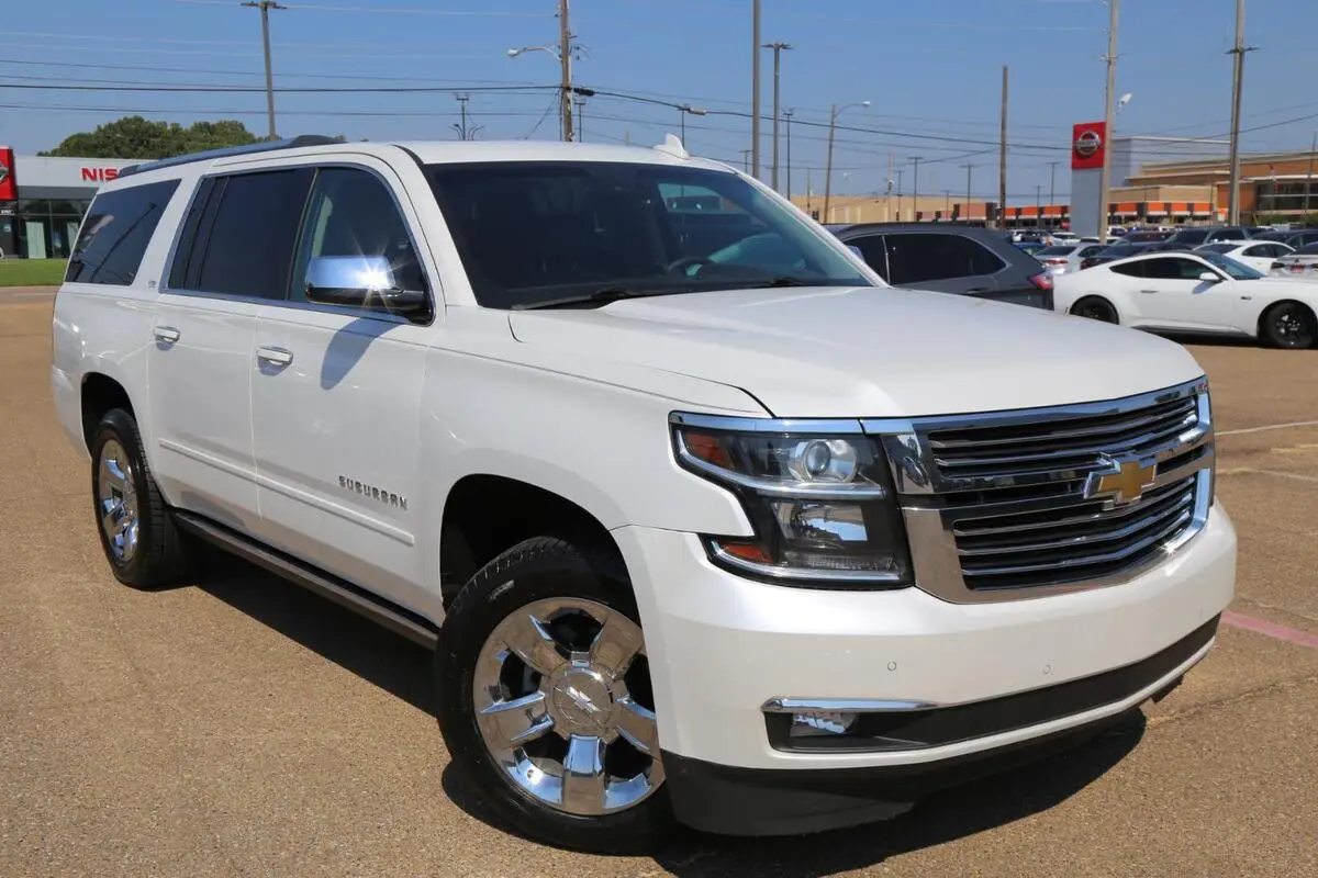 2016 Chevrolet Suburban LTZ's photo