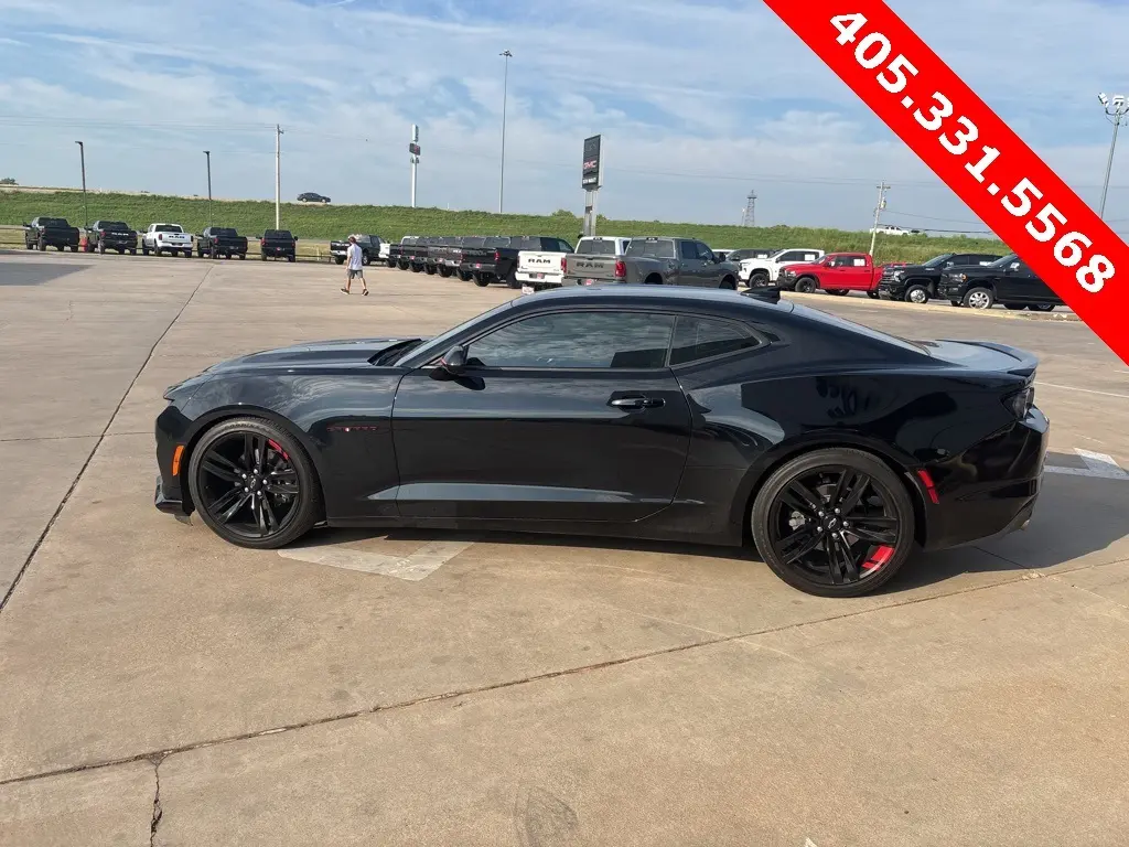 2022 Chevrolet Camaro 1LT photo 8