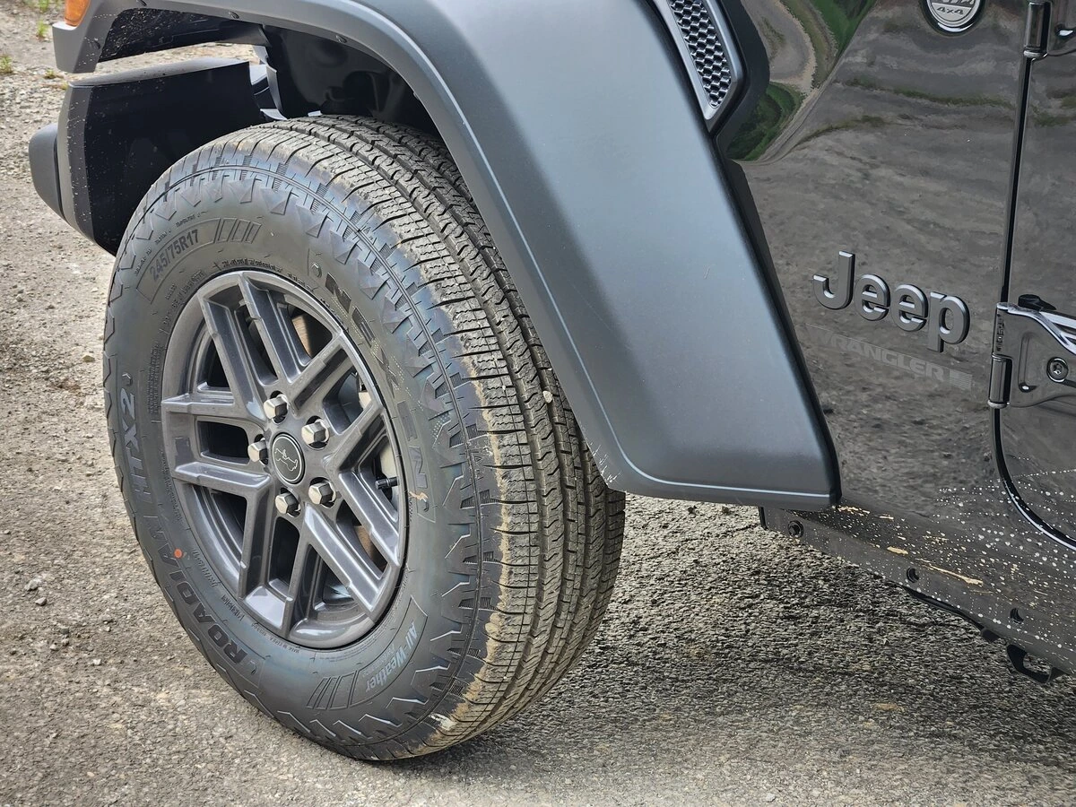 2025 Jeep Wrangler 4-Door Sport S - Photo 10