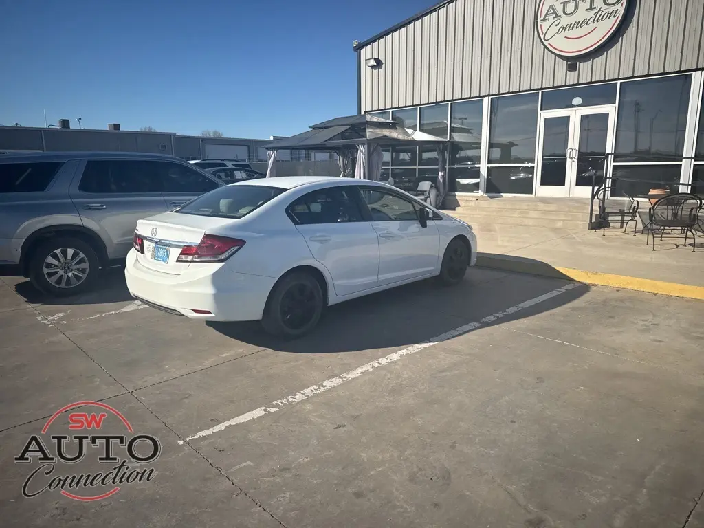 2015 Honda Civic LX photo 3