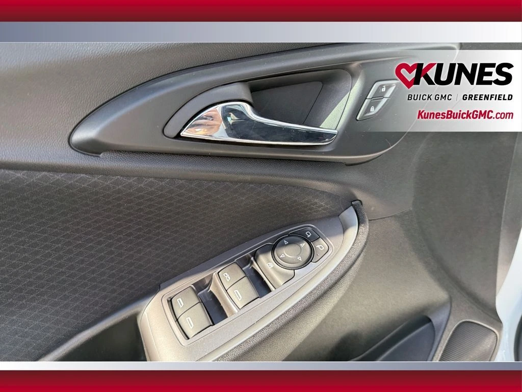 2024 Chevrolet Malibu 1LT - Photo 17