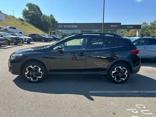 2023 Subaru Crosstrek Limited photo 2