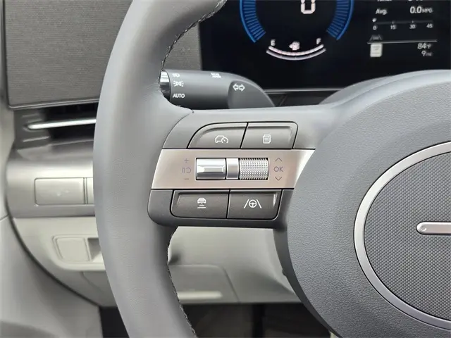 2026 Hyundai Kona SEL photo 26