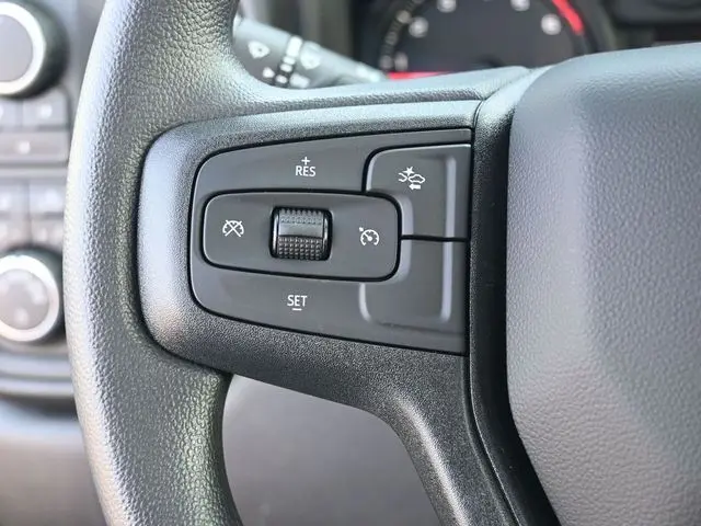 2026 Chevrolet Silverado 2500HD Custom photo 22