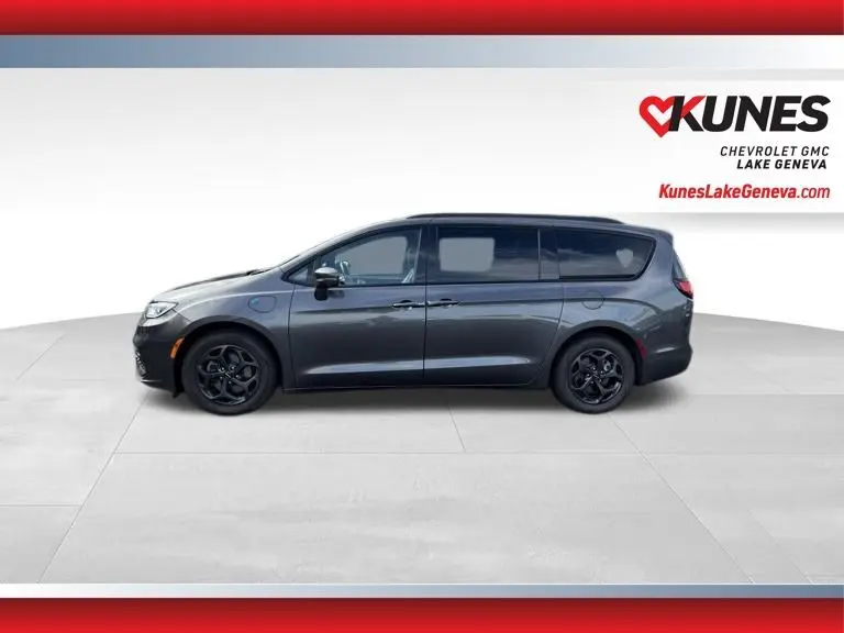 2021 Chrysler Pacifica Hybrid Touring L photo 7