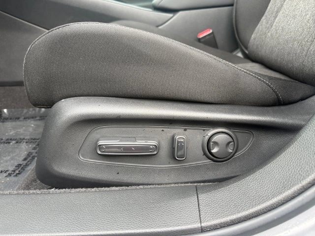 2025 Honda Accord SE - Photo 18