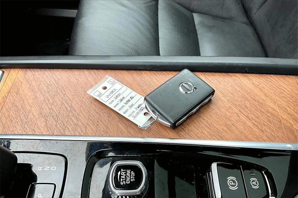 2024 Volvo - image 36