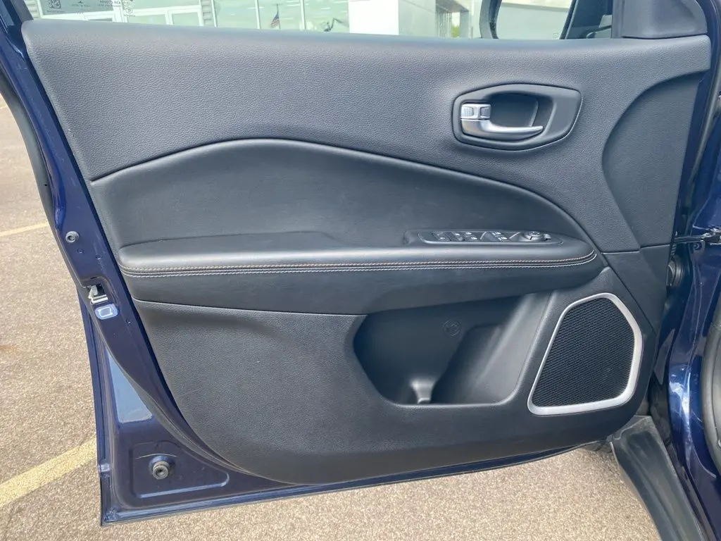 2018 Jeep Compass Latitude photo 13