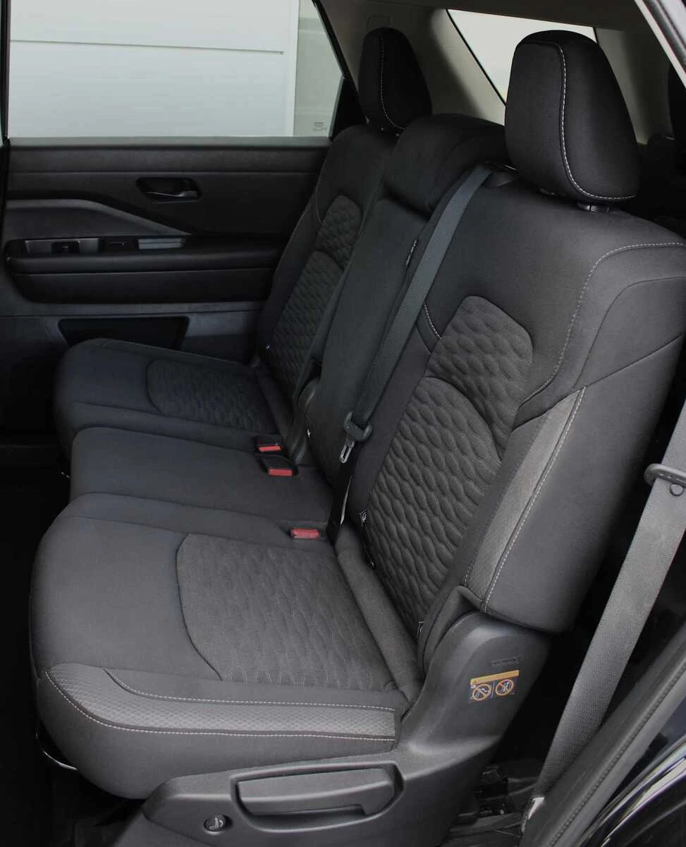 2023 Nissan Pathfinder S - Photo 20