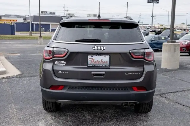 2021 Jeep Compass Limited photo 3