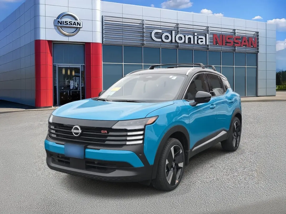 2026 Nissan KICKS SR AWD's photo