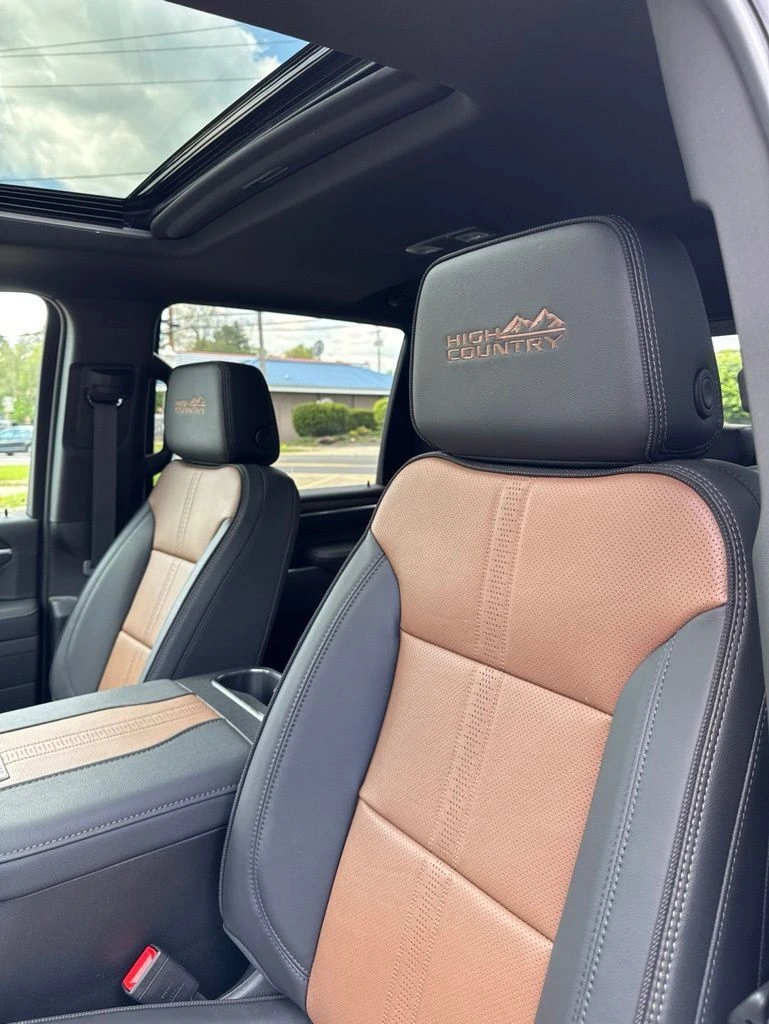 2026 Chevrolet Silverado 3500 HD High Country - Photo 14