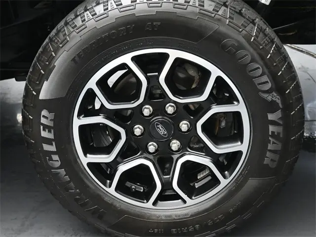 2022 Ford F-150 XLT photo 14