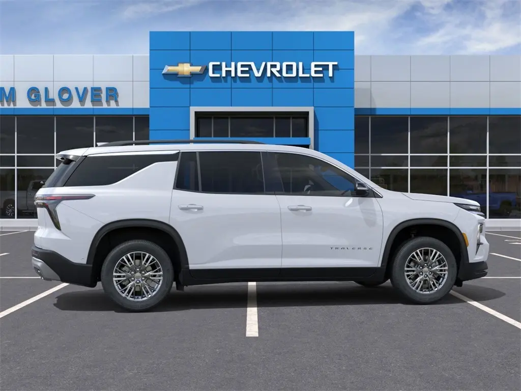 2026 Chevrolet Traverse 2LT photo 4