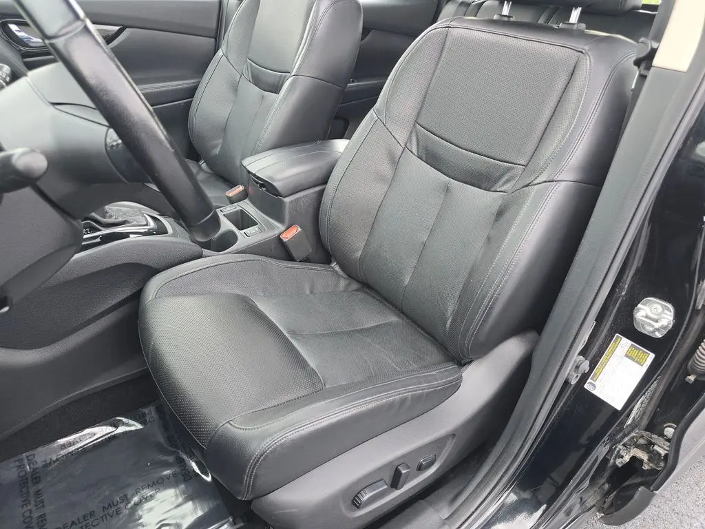 2021 Nissan Rogue Sport SL photo 25