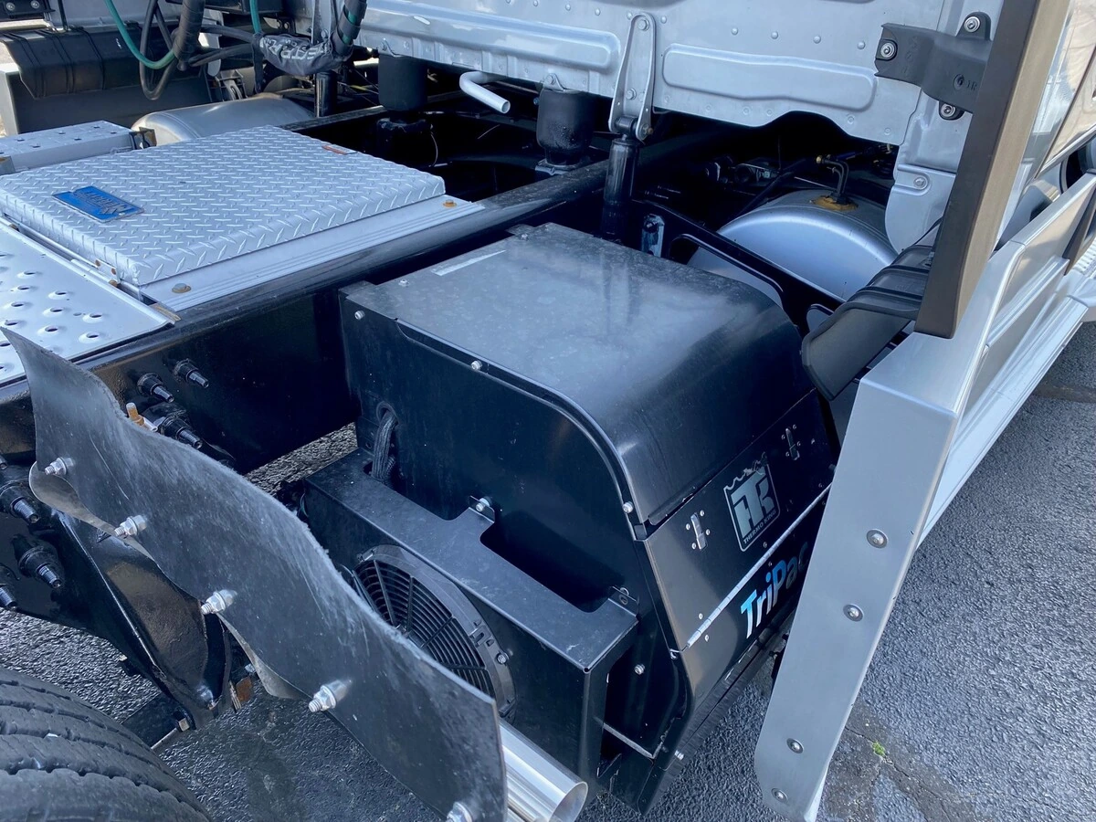 2024 Freightliner Cascadia - image 6